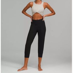 Align Joggers Crop 23”